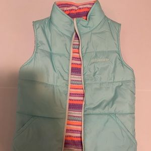 REVERSIBLE COLUMBIA VEST